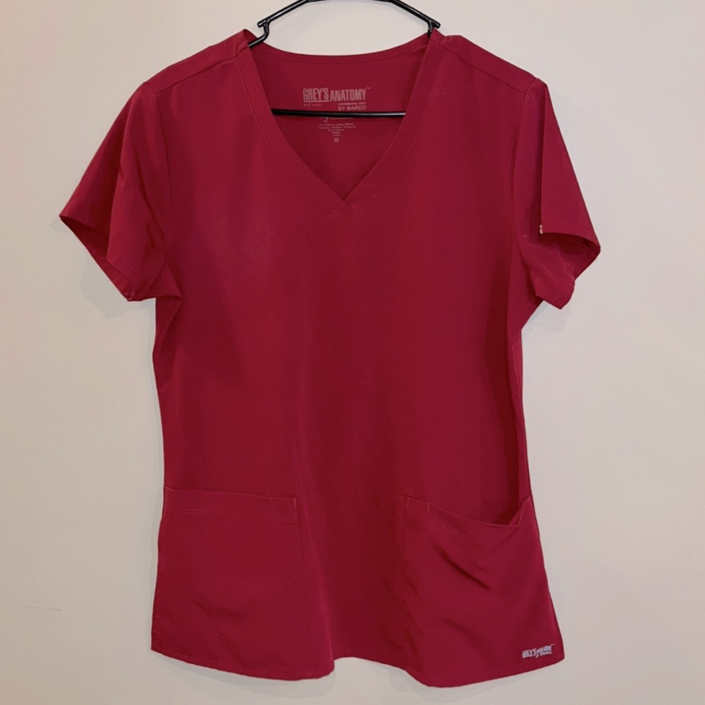GREYS ANATOMY HEALTHCARE UNIFORM SHORTSLEEVE SCRUB TOP / RED / SIZE MEDIUM